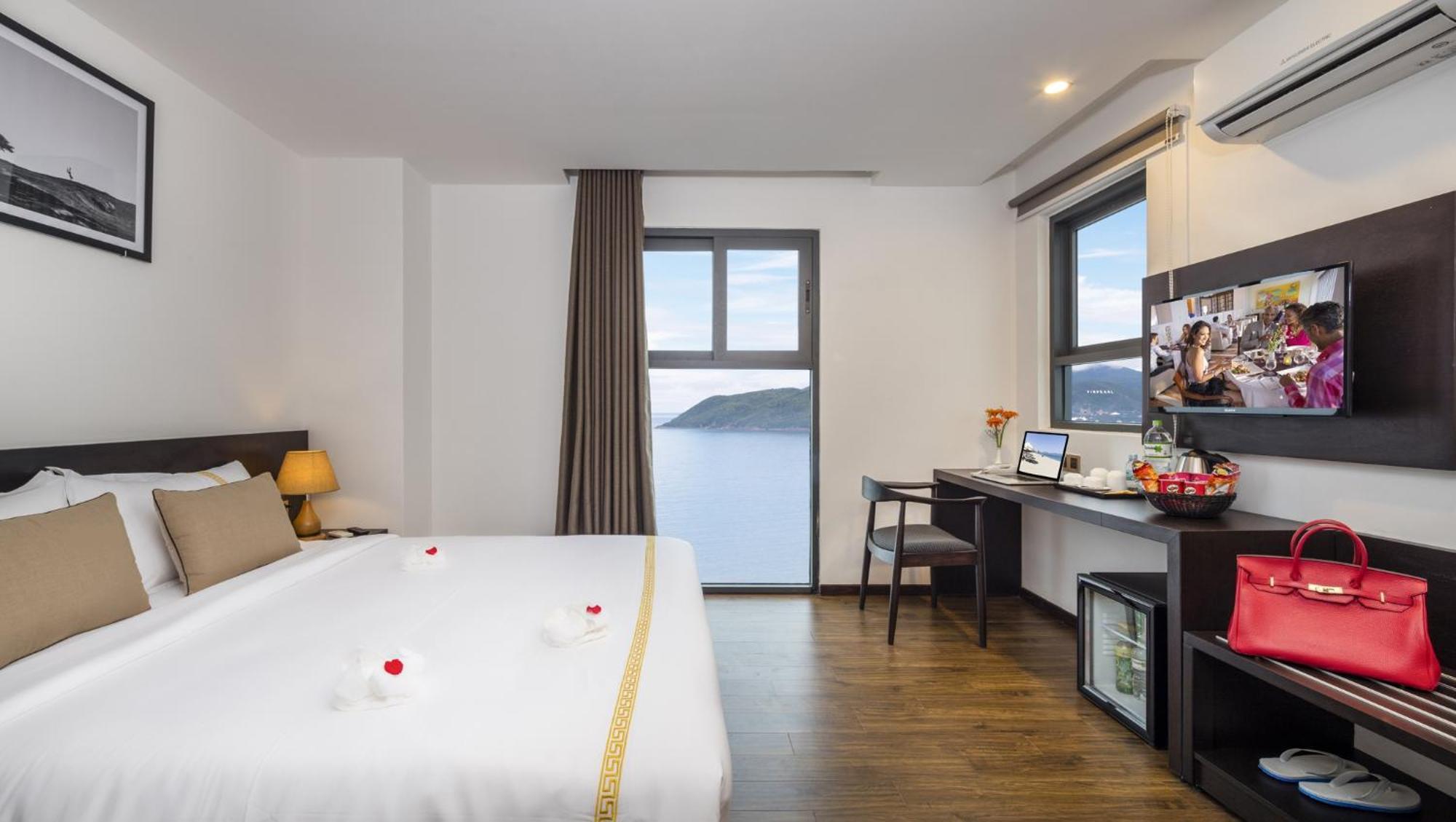 Meriton Hotel Nha Trang Eksteriør bilde